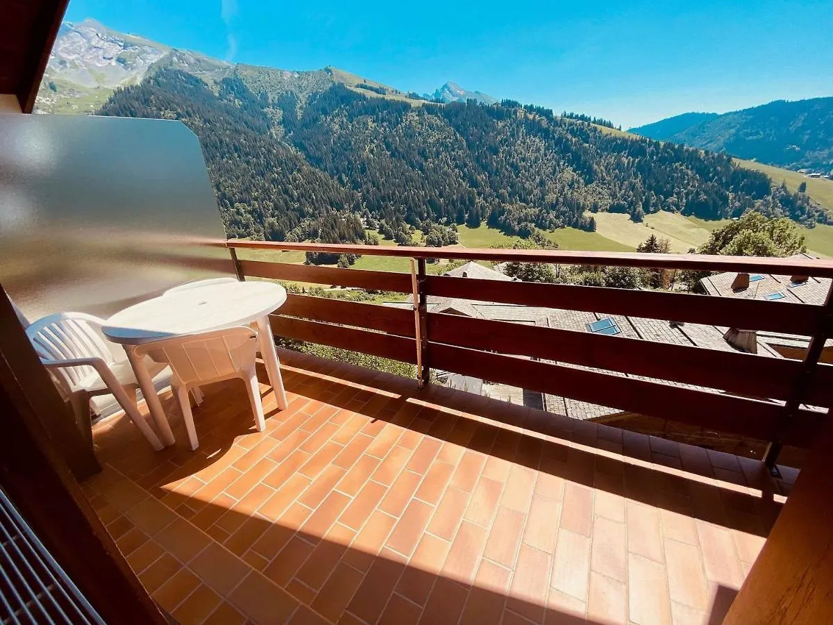 2 Pieces Cabine Sans Pretention Avec Balcon Et Parking - Fr-1-459-47 La Clusaz France